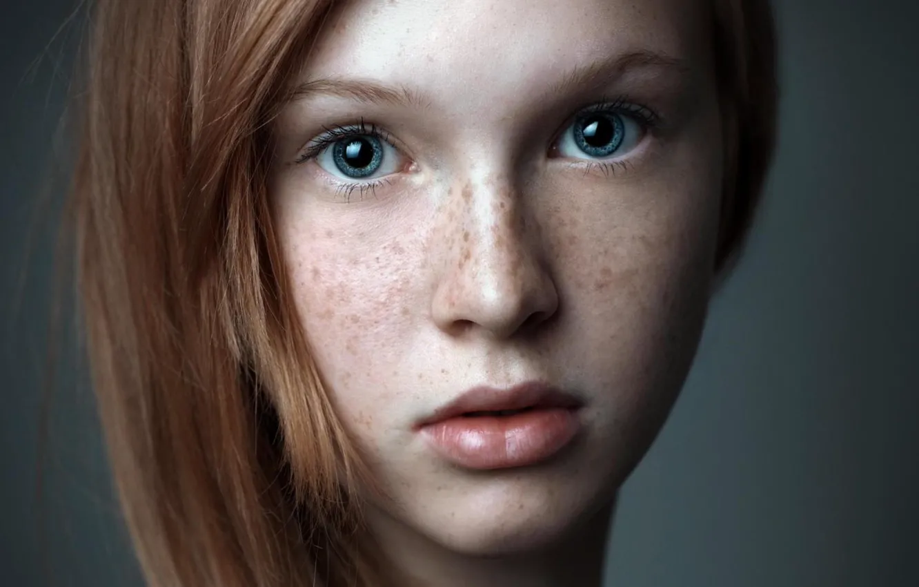 Red hair freckles facial