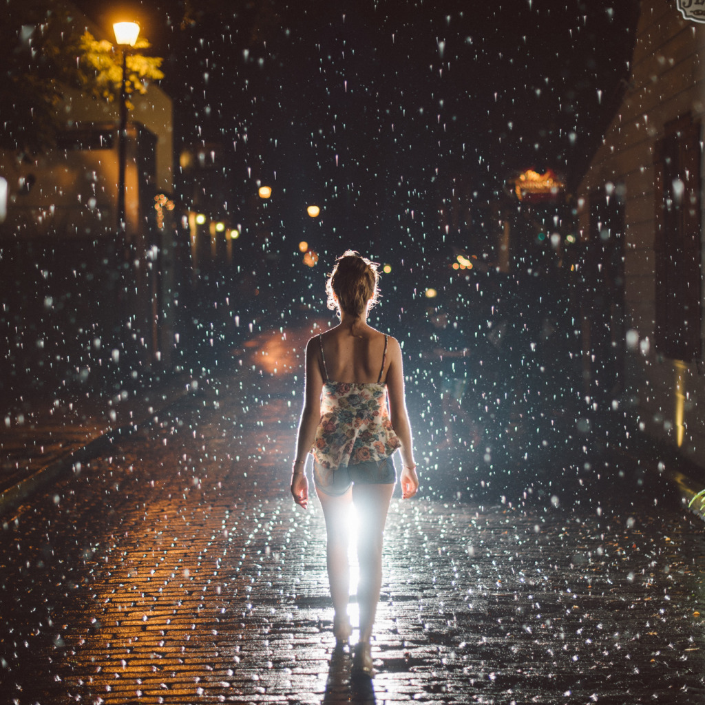 girl, night, the city, rain.gait, Walking in the Rain. 