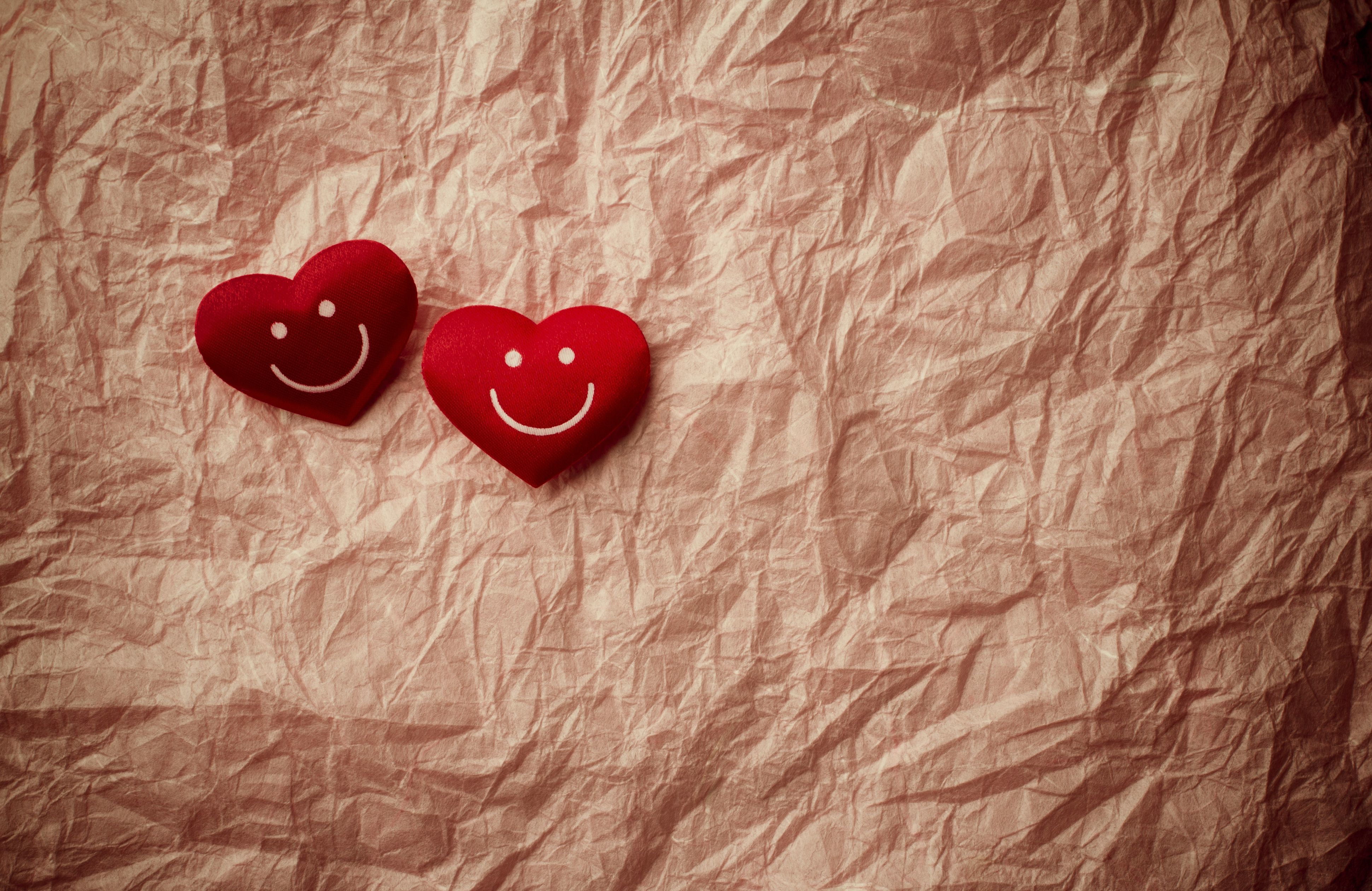 Download wallpaper smile, background, mood, heart, smile, hearts, widescreen,  full screen, HD wallpapers, crumpled paper, section mood in resolution  3881x2521