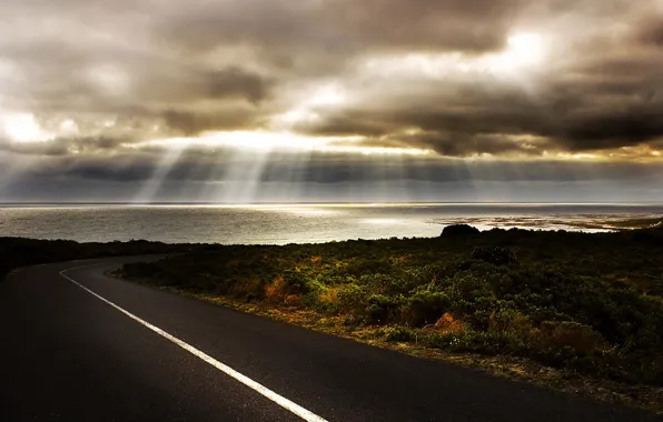 Picture road, sea, light