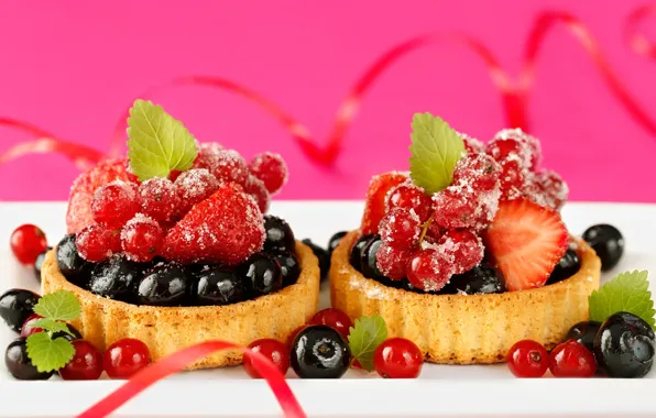 Picture berries, blueberries, strawberry, dessert, currants, cakes, sweet, blueberries, tartlets