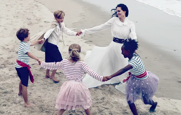 Picture sand, sea, children, shore, dress, actress, brunette, Angelina Jolie, Angelina Jolie, in white, fun, Vogue, …