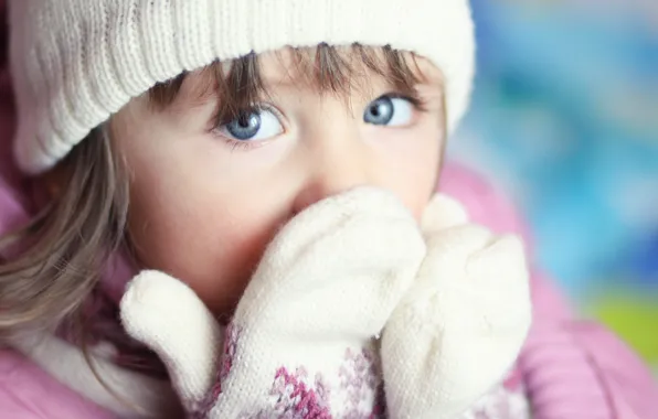 Picture look, girl, blue eyes, cap, mittens, binding