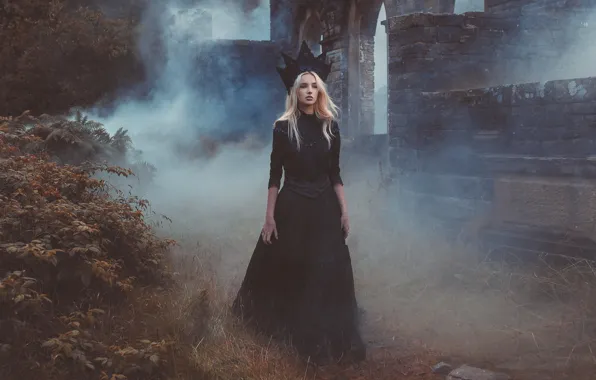Picture girl, fog, castle, crown, garden, dress, black, arch, witch, Princess, the witch, Queen, mourning