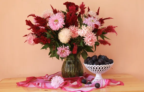 Picture bouquet, plum, amaranth
