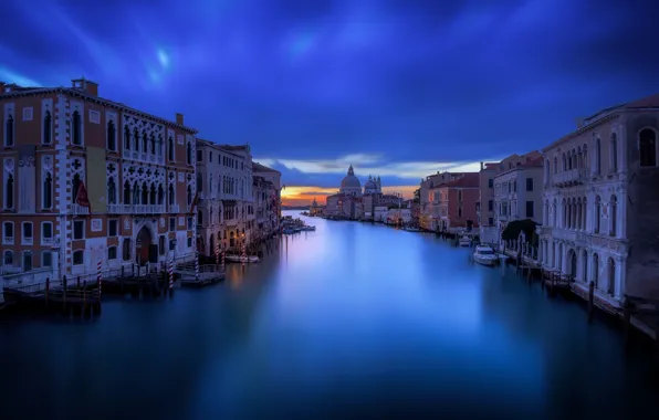 Picture the sky, clouds, calm, Venice, channel, photographer, evening, Guerel Sahin
