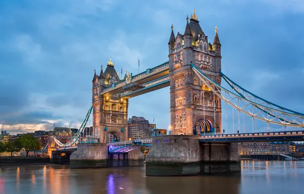 Picture river, London, Thames, Tower bridge