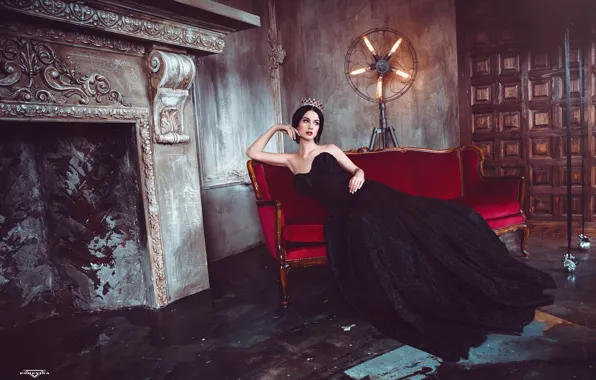 Picture Gothic, model, black dress, Queen, Alla Berger, dark