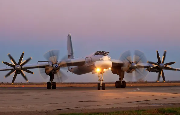 Picture BBC, Russia, WFP, Tu-95MS, the air base Engels
