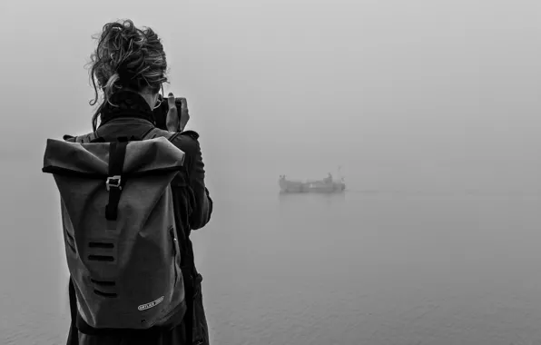 Picture girl, photo, lake, fog, boat, mist, adventure, traveling