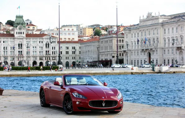 Picture the city, photo, Maserati, cherry, convertible, car, front, 2011, The GranCabrio Sport