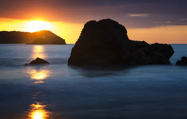 Picture beach, rocks, dawn, Costa Rica, Manuel Antonio