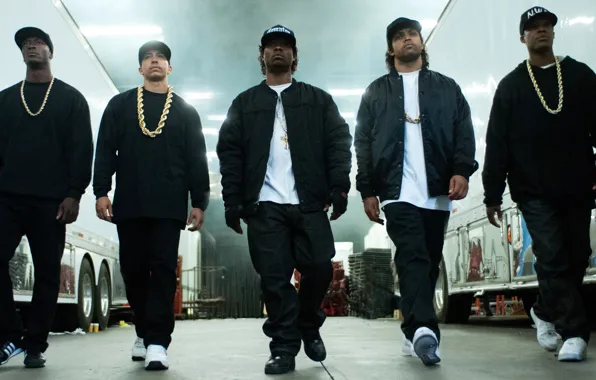 Picture car, Dr., cube, words, CROs, rap, Dre, Voice of the streets, STRAIGHT OUTTA COMPTON, chaos, …