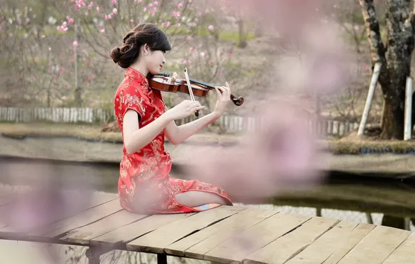 Picture girl, violin, Asian