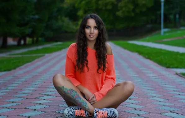 Picture look, girl, Park, tattoo, legs, beautiful, photographer, sitting, Alexander Bondarev