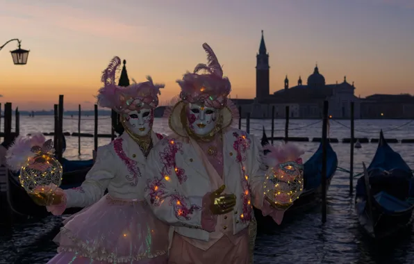 Picture Italy, Venice, carnival, costumes, masquerade