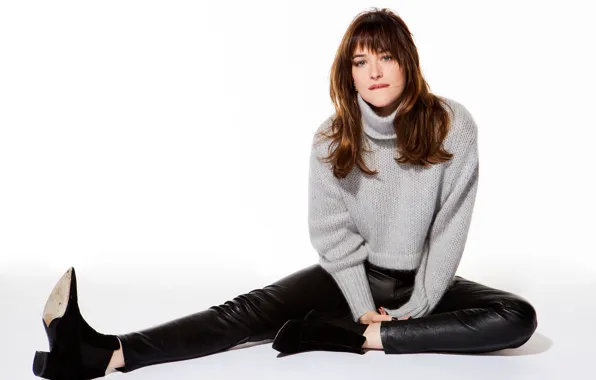 Picture model, actress, hairstyle, white background, brown hair, boots, sitting, on the floor, photoshoot, pants, sweater, …