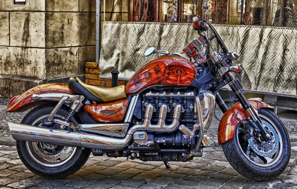 Picture tuning, motorcycle, British, colors, Triumph Rocket III, 3-liter, with a three-cylinder engine and a displacement …