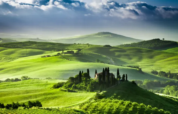 Picture Italy, Tuscany, Sunrise in San Quirico d'orcia