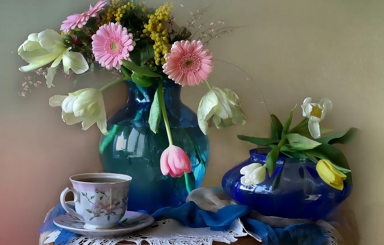 Photo wallpaper flowers, tea, Tulip, bouquet, Cup, vase, still life, gerbera