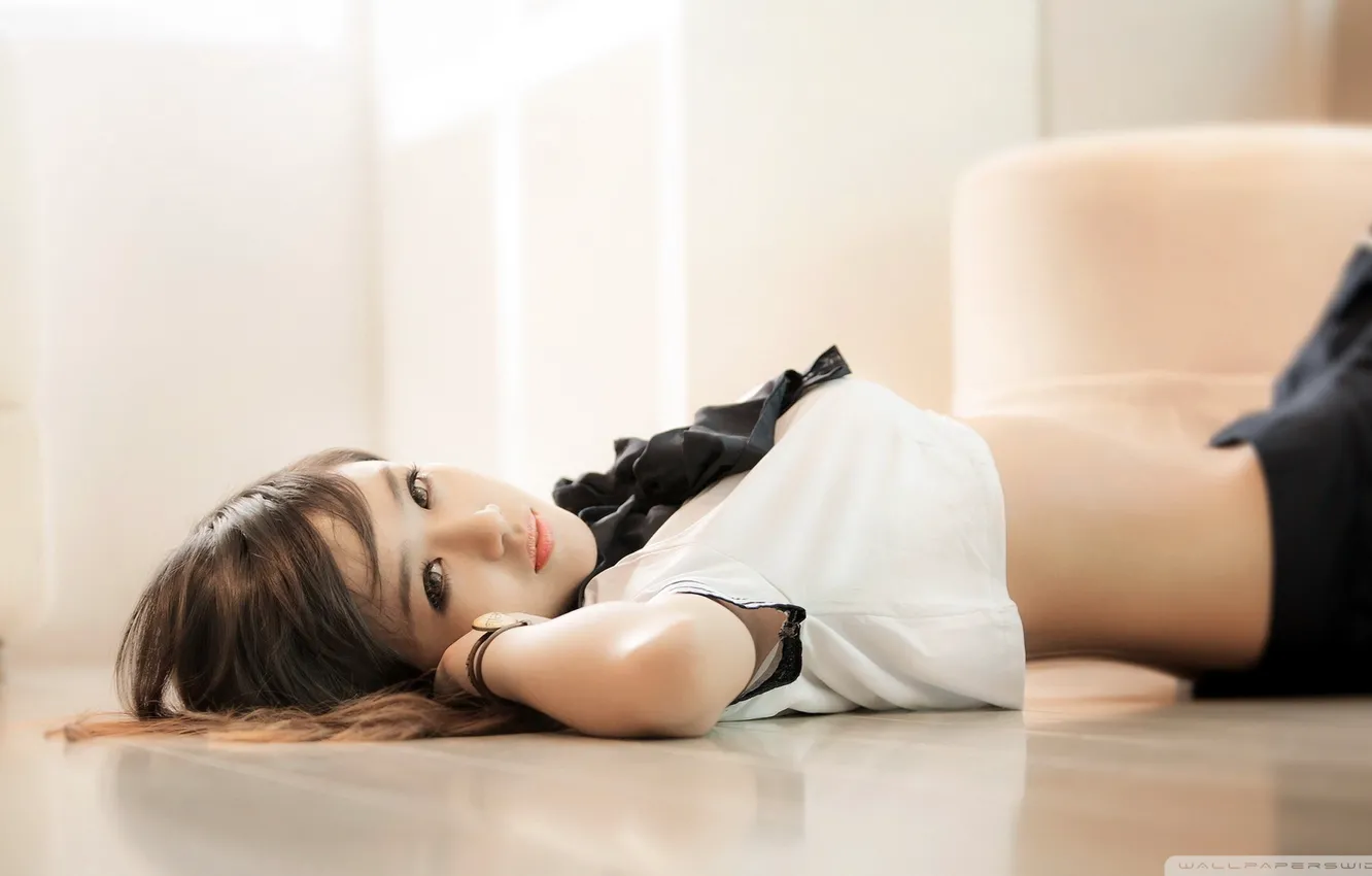Wallpaper girl, sexy, lovely, lying, Japanese images for desktop, section  девушки - download