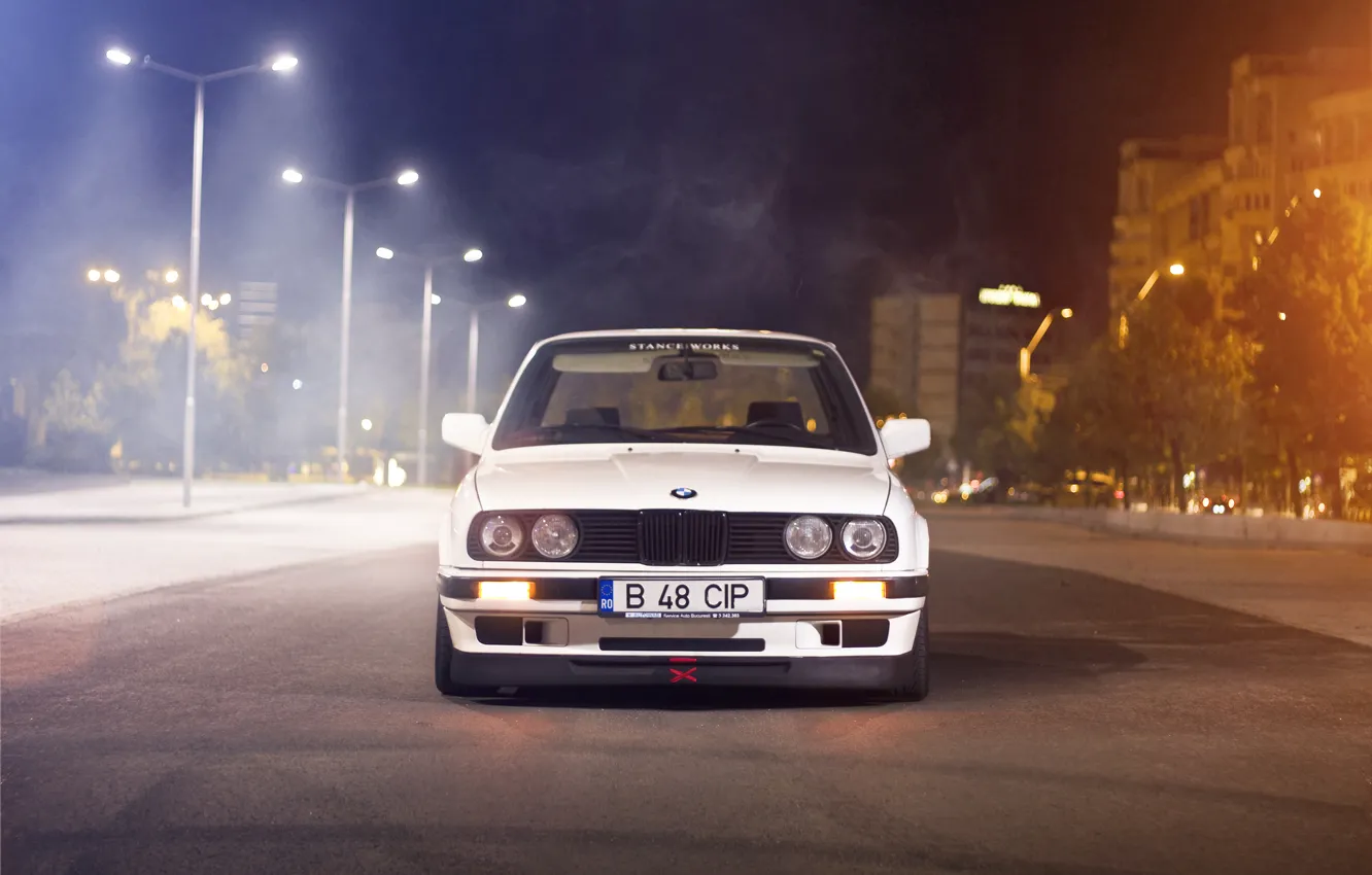 Photo wallpaper white, night, street, BMW, BMW, white, Blik, E30, Sedan, 3 Series