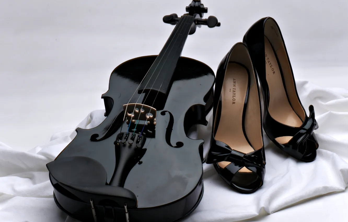 Wallpaper music, background, violin, strings, shoes, black, fabric, white,  bows, black images for desktop, section музыка - download