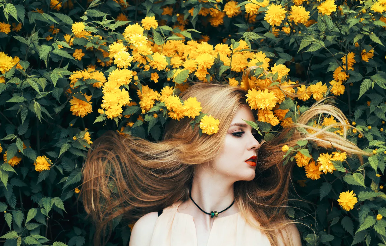 Wallpaper Girl, Nature, Flowers, Beauty, Yellow, Summer, Hair, Long images  for desktop, section девушки - download