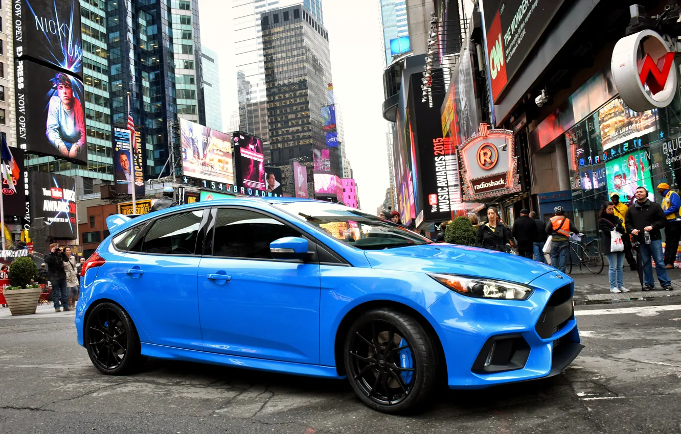 Photo wallpaper blue, the city, people, Ford, focus, Focus, Ford, US-spec, 2015