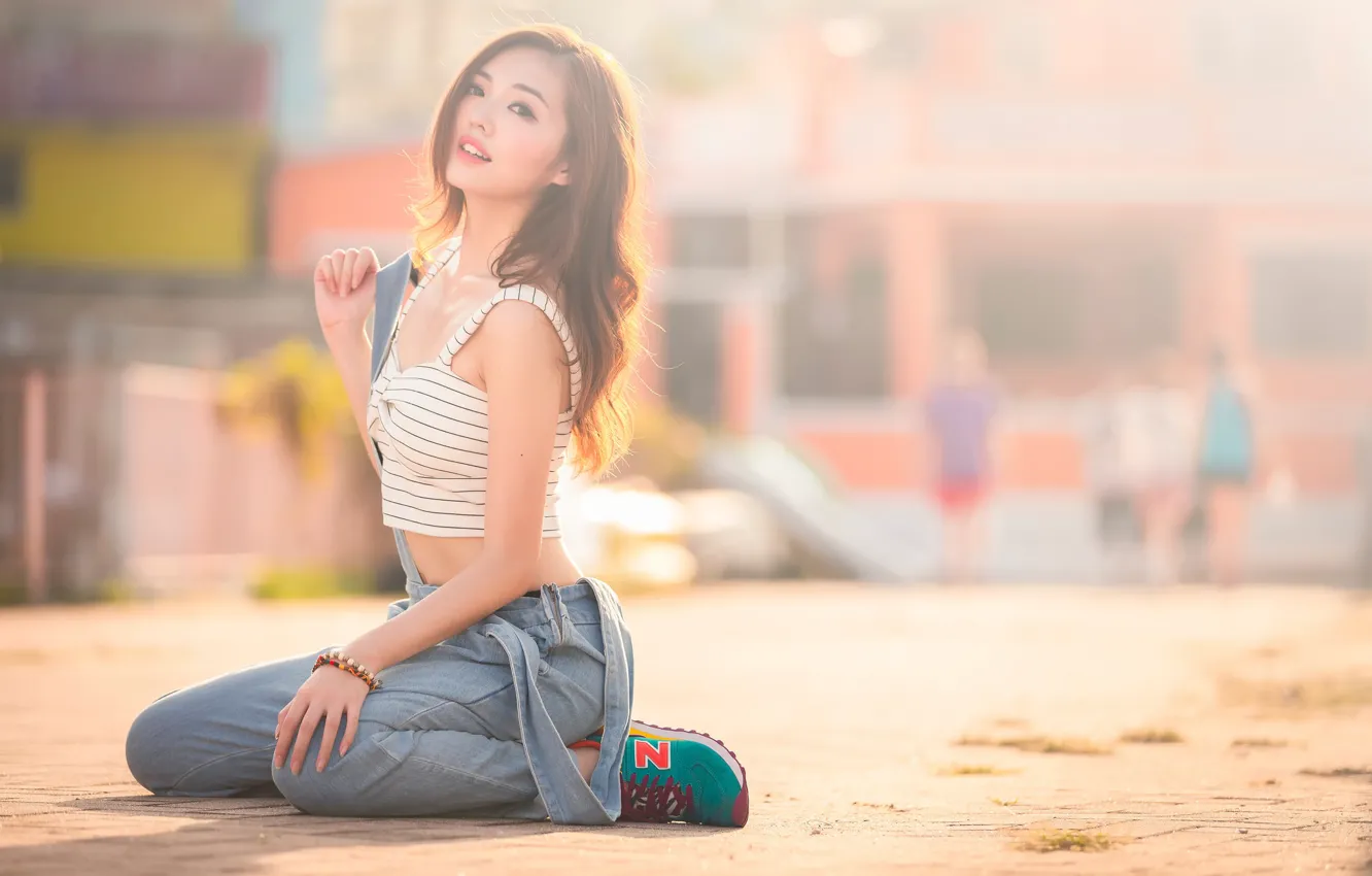 Wallpaper jeans, sneakers, Oriental girl, Chole Leung images for ...