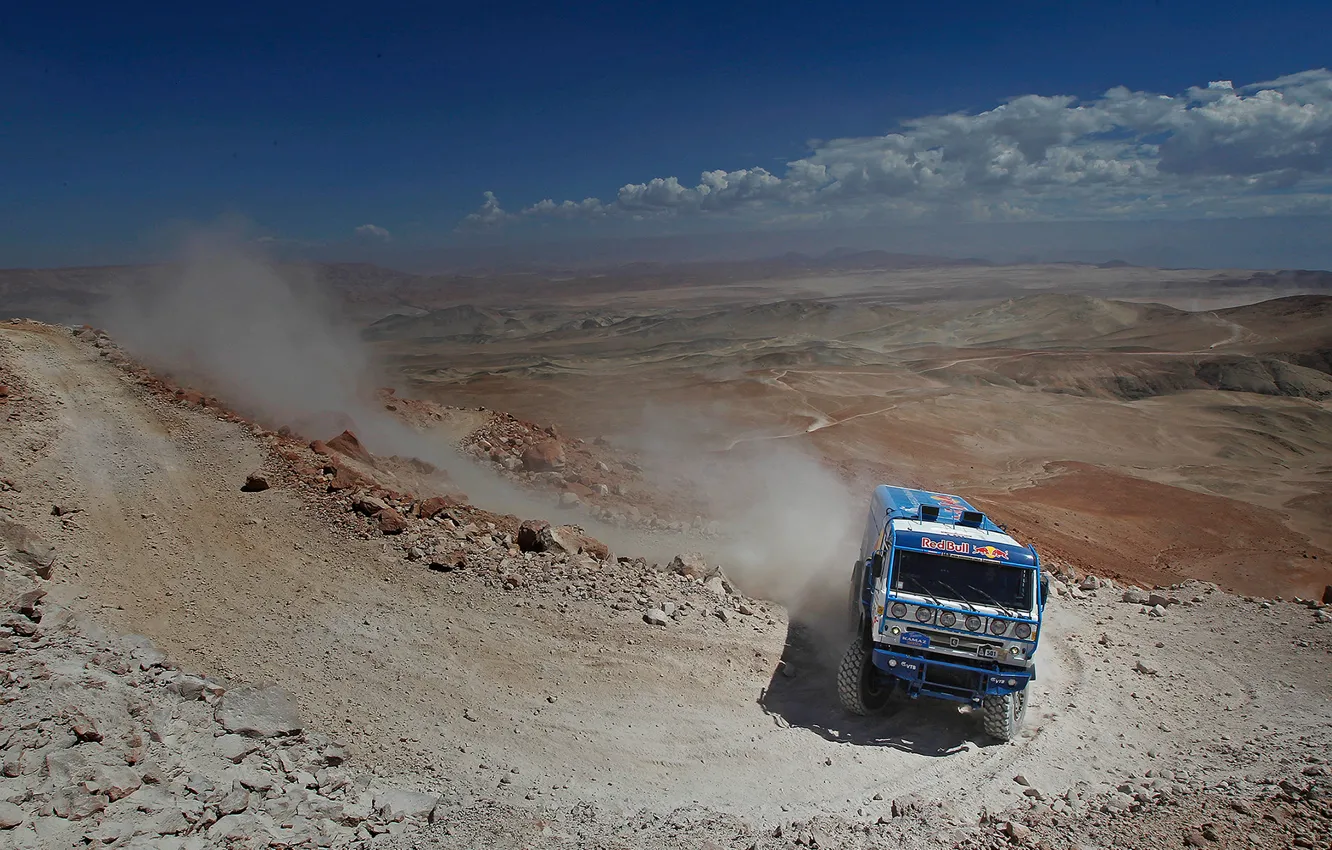 Photo wallpaper sand, mountains, stones, desert, the rise, dust, dal, turn, master, truck, rally, rally, KAMAZ, kamaz, …