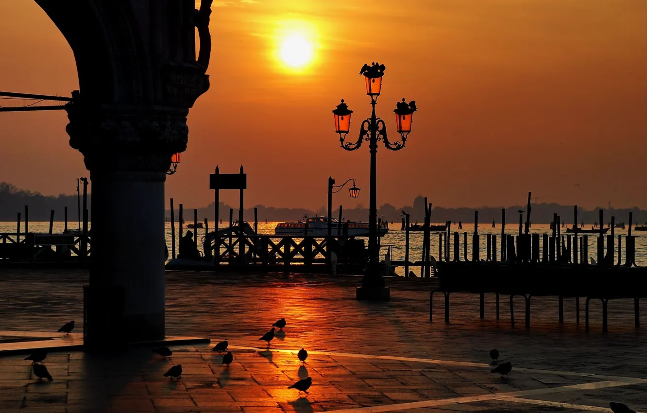Photo wallpaper water, sunset, Venice, Italy, Piazza San Marco, wonare, the Doge's Palace