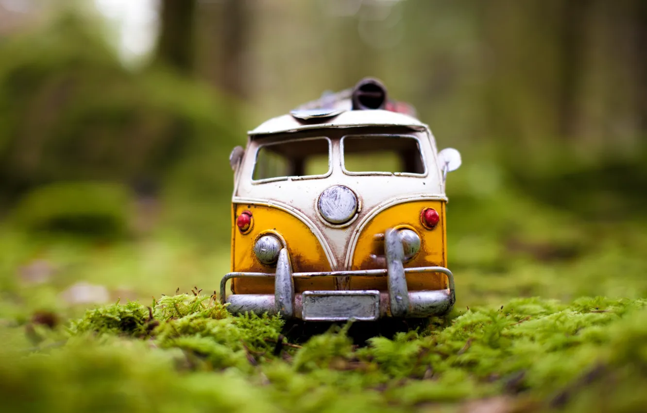 Wallpaper greens, auto, forest, grass, macro, model, toy, moss, shooting,  machine, toy, photo, photographer, in the grass, miniature, minibus images  for desktop, section макро - download