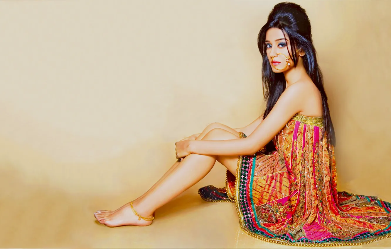 Seaton High Actress Bollywood Foot Sexy