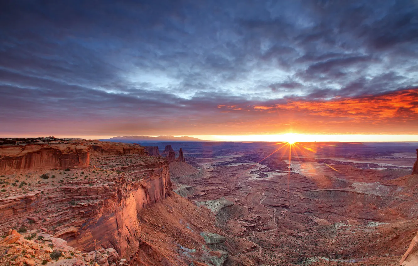 Photo wallpaper the sky, the sun, rocks, desert, morning, canyon, Utah, USA, Canyonlands National Park, Canyonlands national …