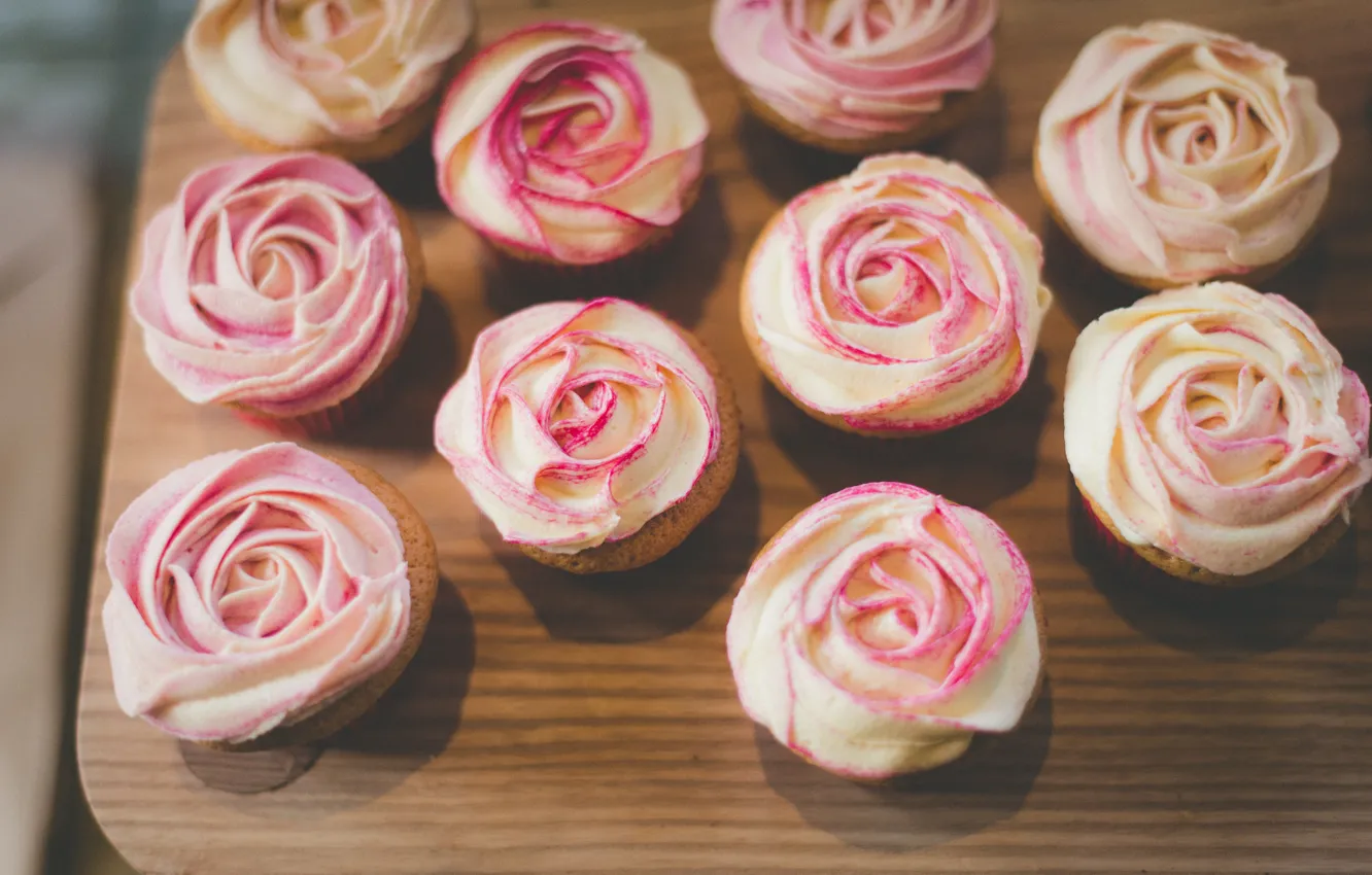 Photo wallpaper roses, cream, cakes, cupcakes